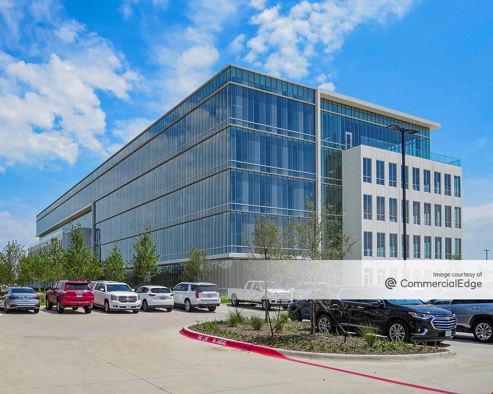 The Landing - 6261-6275 West Plano Pkwy
