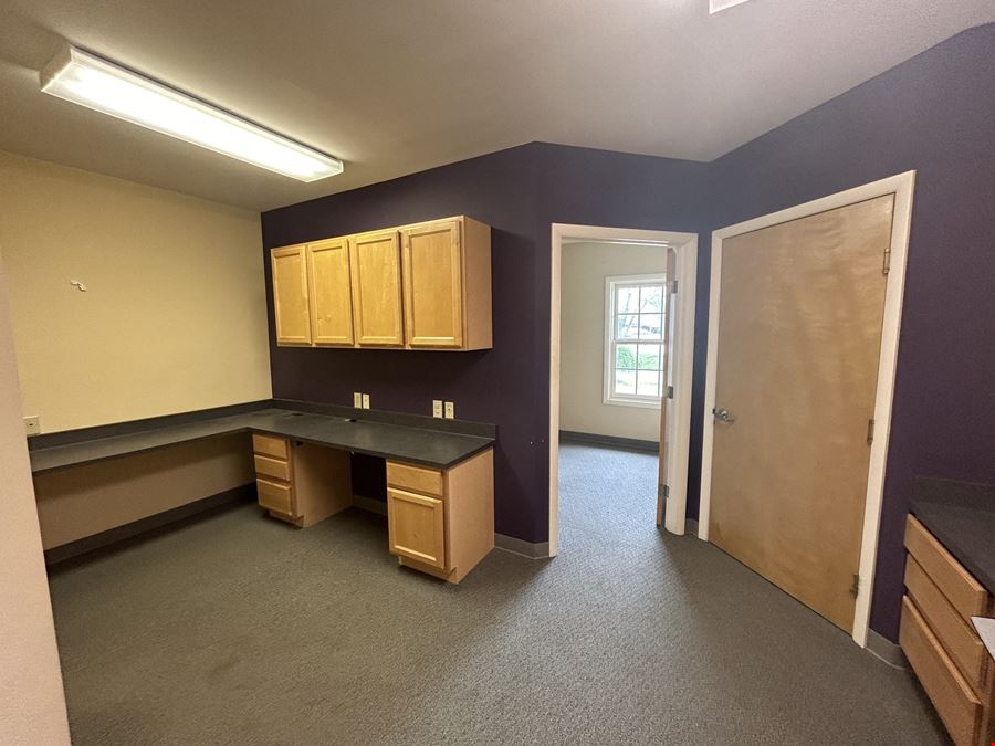 11907 Montgomery Rd