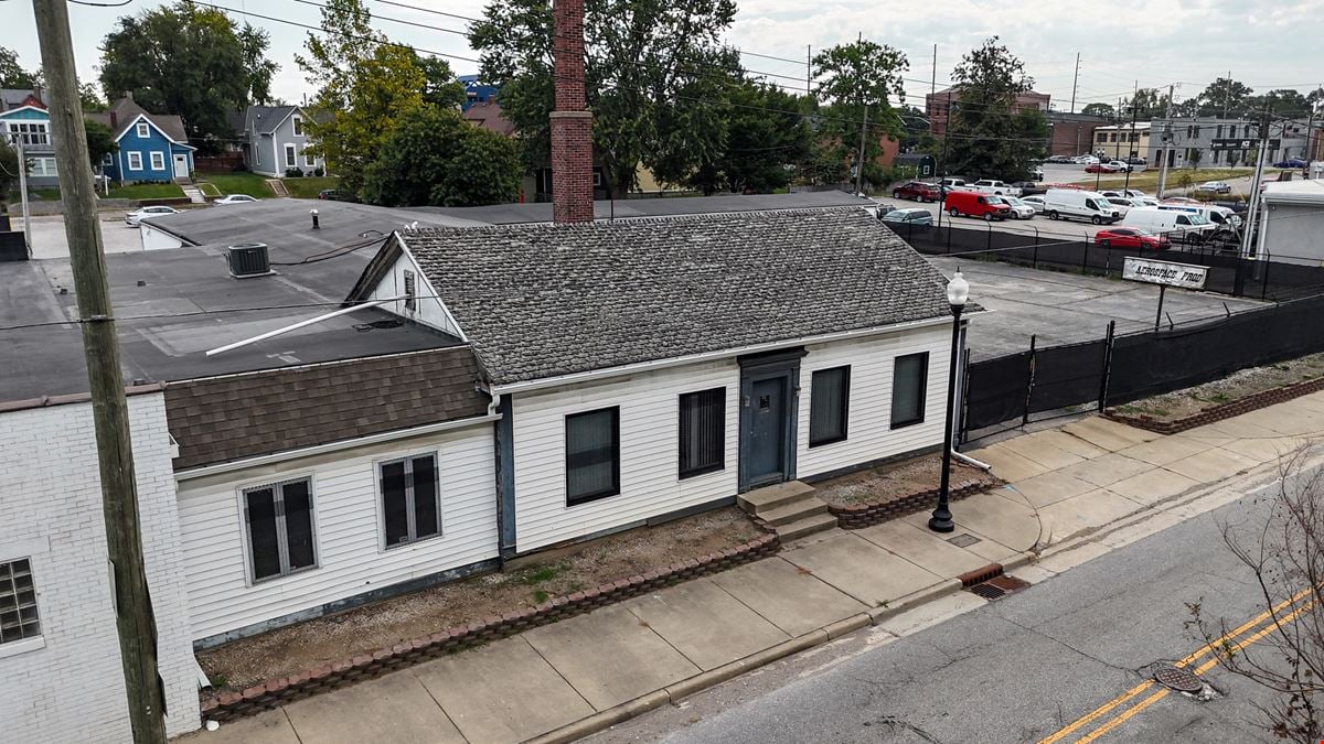 123 North Pine Street