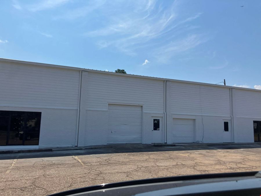 Flex Space - North Flowood Drive