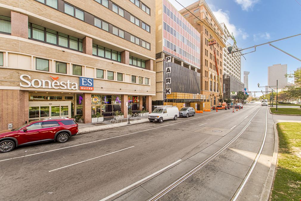 Hard Corner Ground Floor Retail Space at Sonesta Hotel in CBD