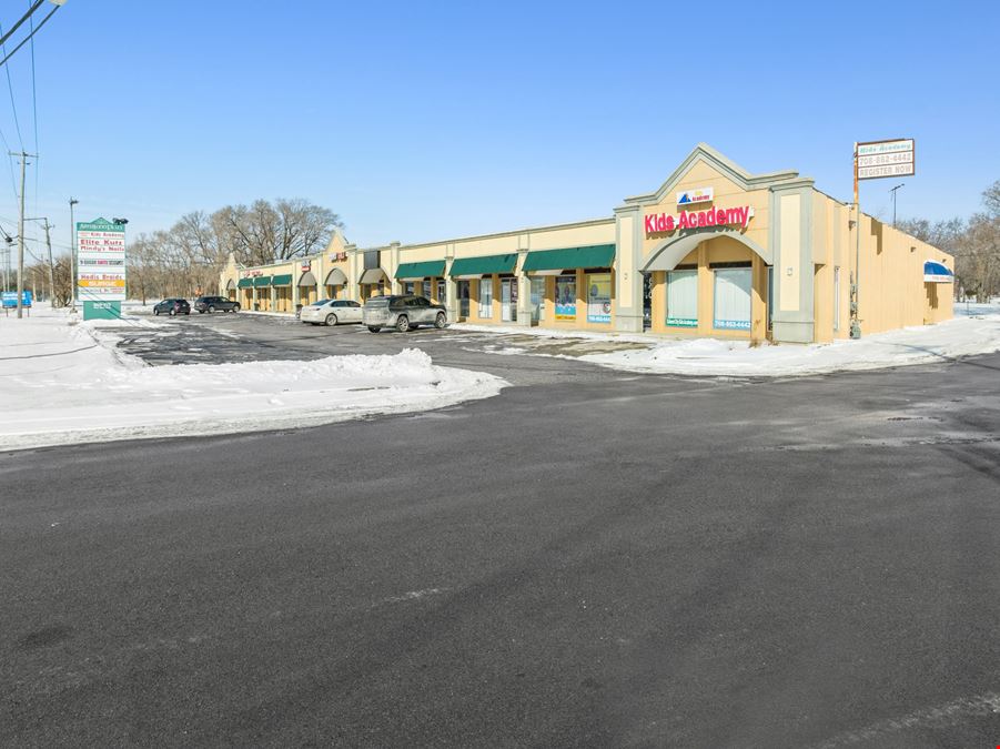 Sherwood Plaza