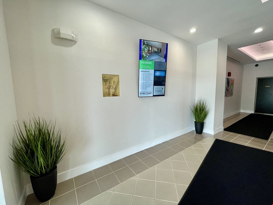 Single Offices - 1110 Bonifant St