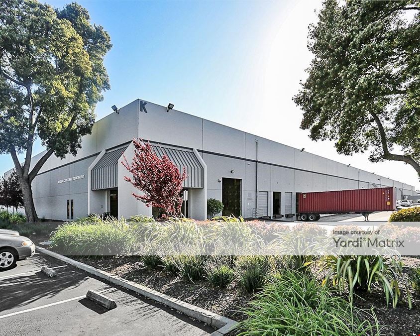Hayward Gateway Center