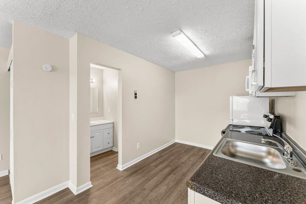 644 Caladium Cir