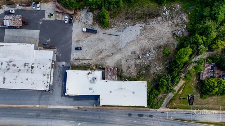 ±9,800-SF Warehouse For Lease on Union St