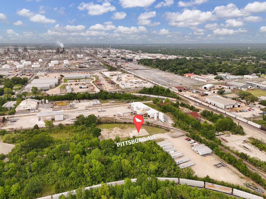 ±1.08-Acre Stabilized Yard in Heavy Industrial Area