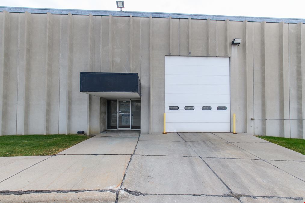 11005 E Cir
