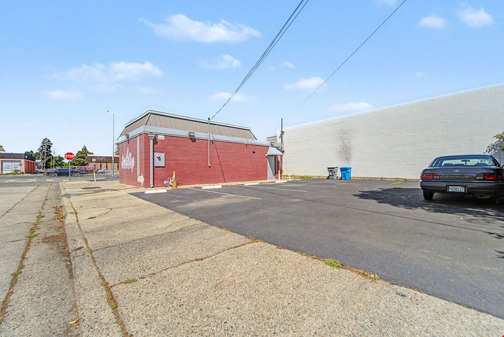 520 Colusa Ave