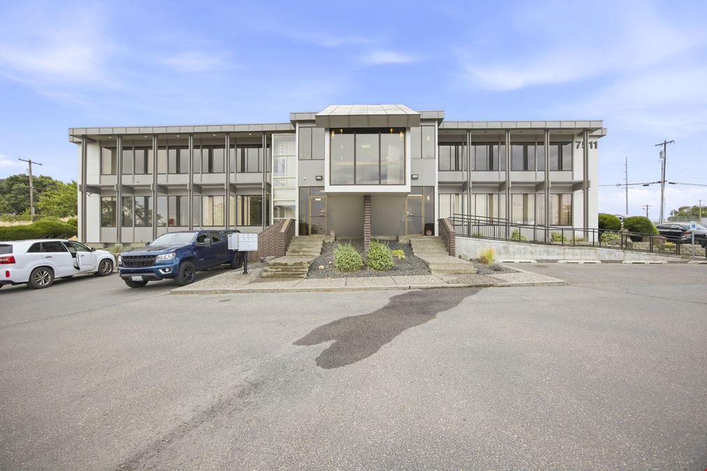 7511 W Arrowhead Ave, Ste H