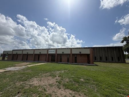 Preview of Industrial space for Sale at 1110 Sycamore Ave