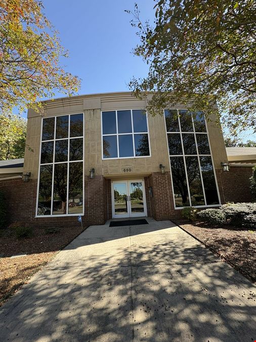 Modern Office Suite close to Cummings Research Park