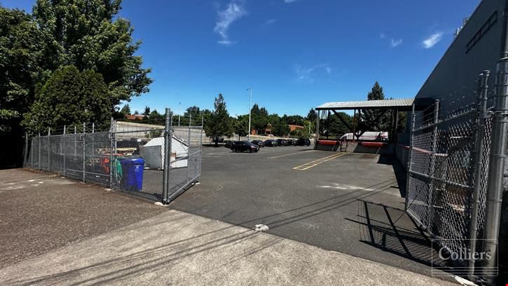 16,895 SF Industrial Facility - 1040 NE 44th Avenue, Portland, OR