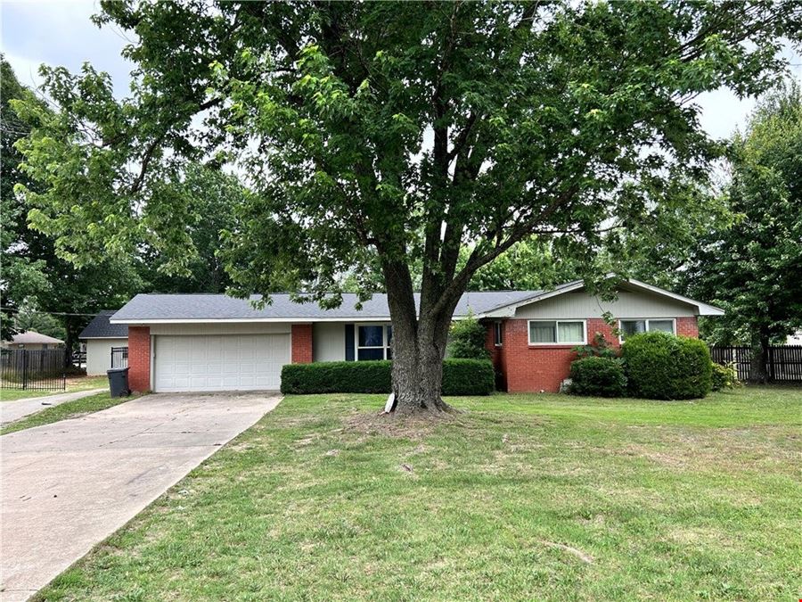 2025 S Dixieland Rd