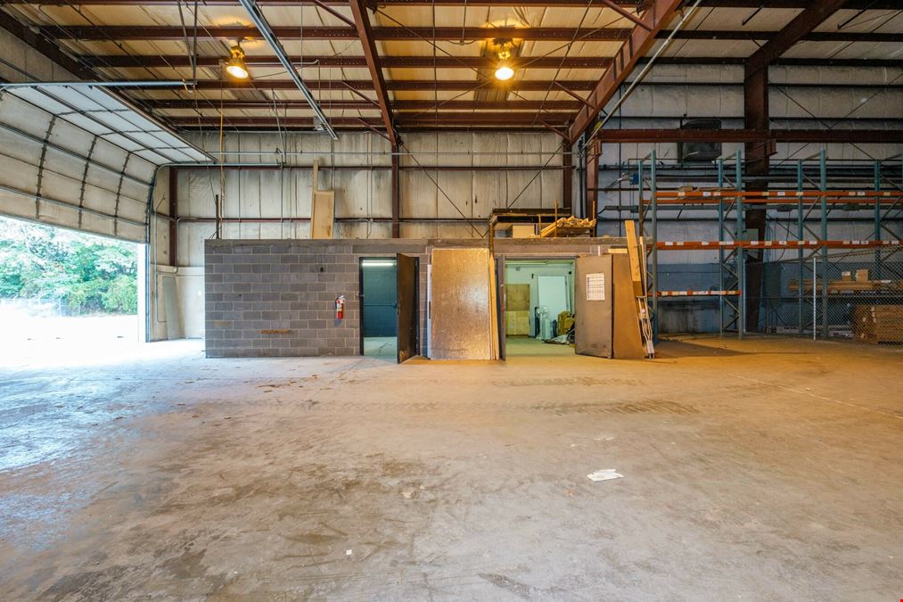 PRIME COMMERCIAL SPACE FOR LEASE- 3,100 SF