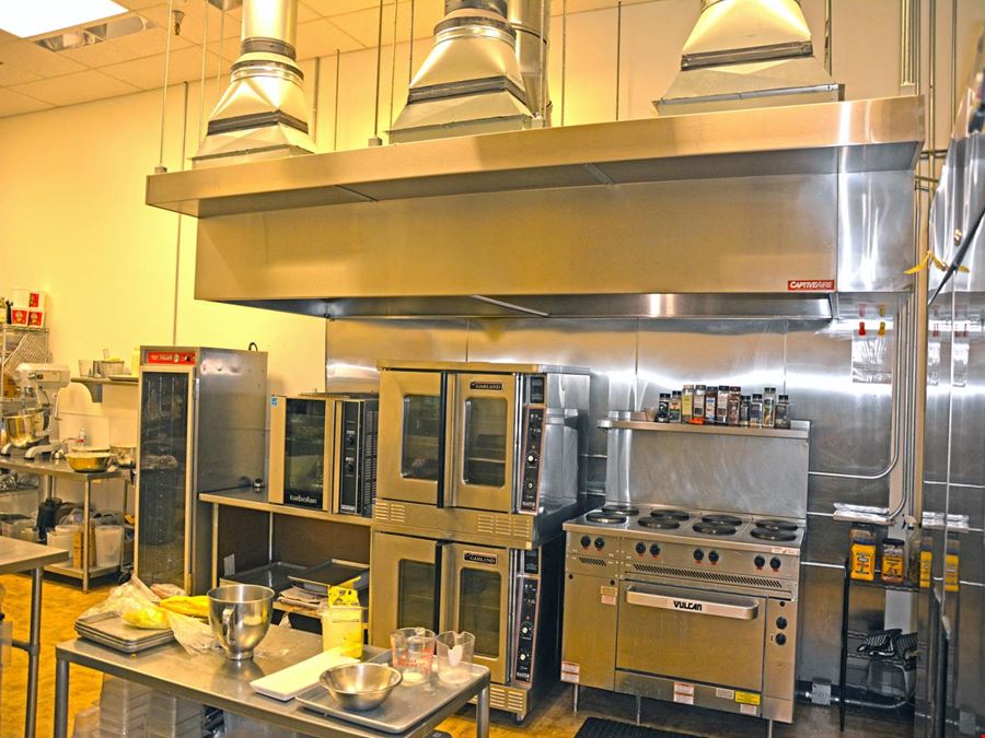 Pies, Cakes, & More Bakery
