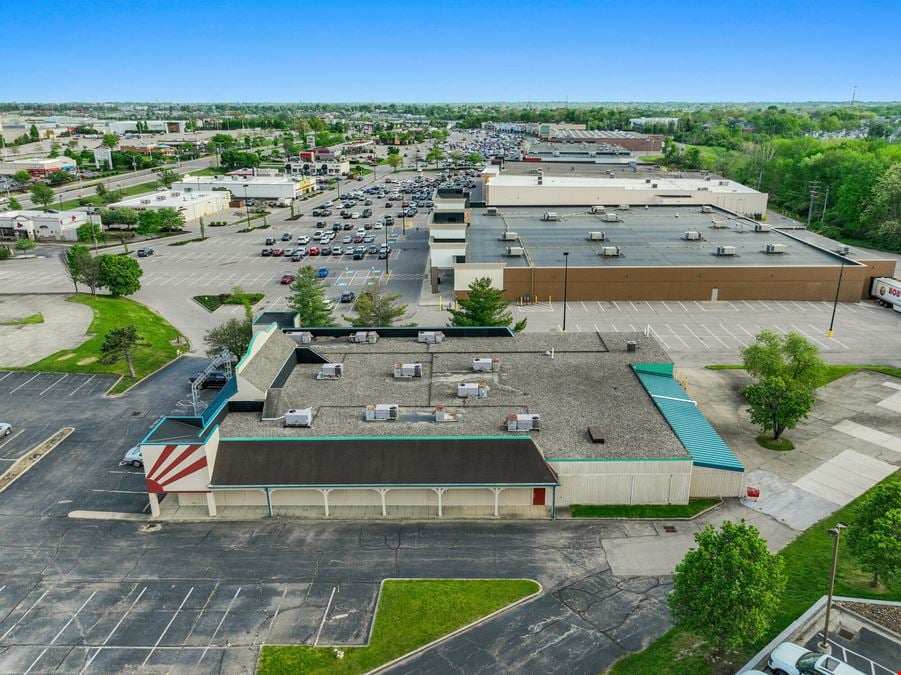7567 Mall Road