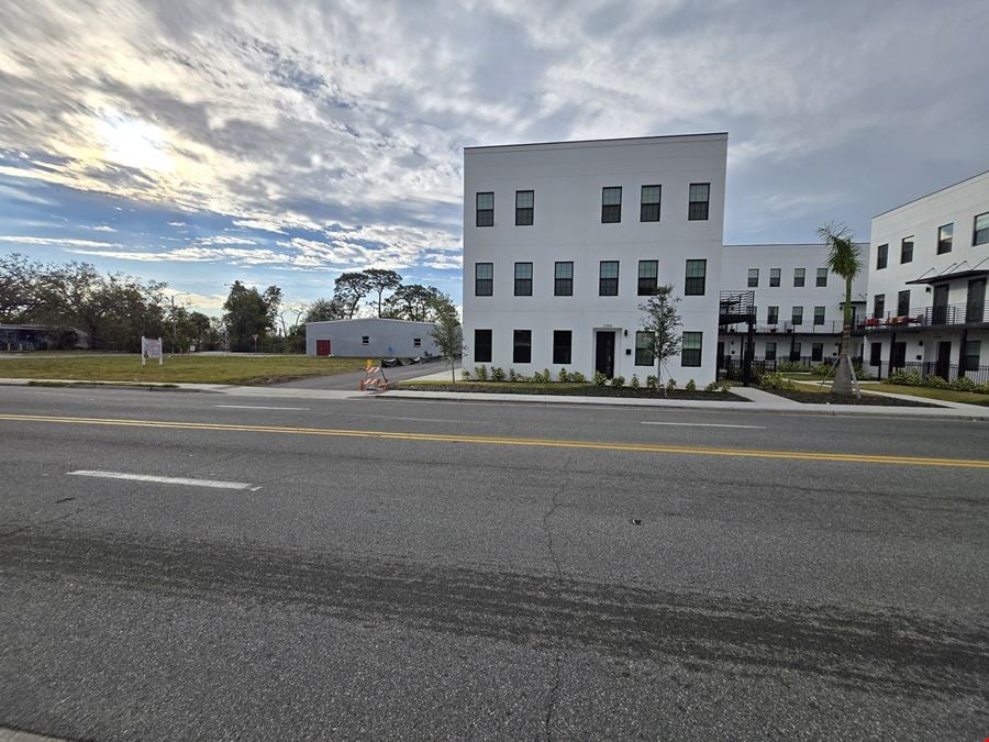 REDEVELOPMENT OPPORTUNITY IN ST. PETERSBURG, FL