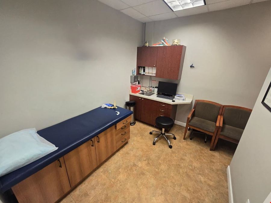 Traditional & Spacious Medical Office