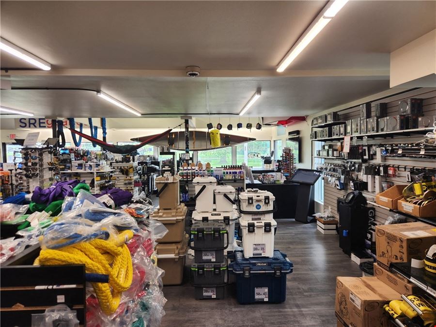 800 Oasis Rd