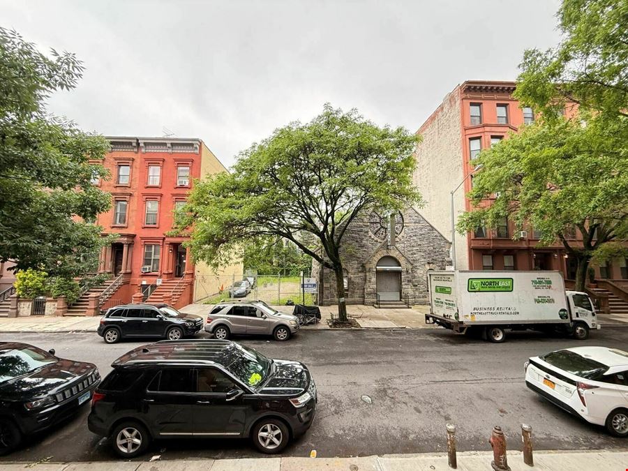142 W 131st Street | 32 X 100 Development Site with R7-2 Zoning & Deed Restriction!