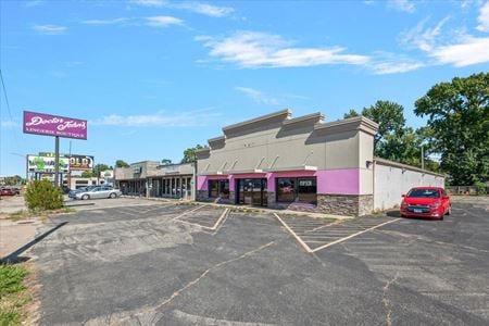Preview of Retail space for Sale at 2332 S MacArthur Blvd