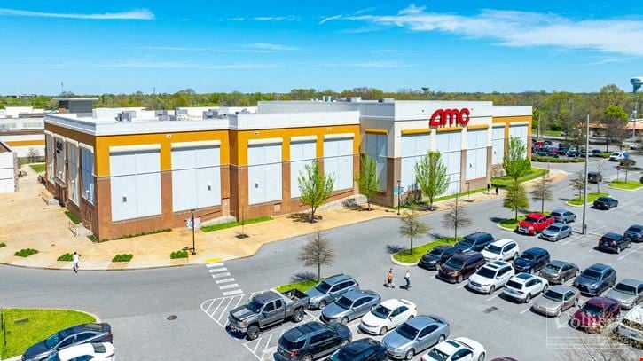 AMC Theatre | Single Tenant Net Lease Anchor Tenant