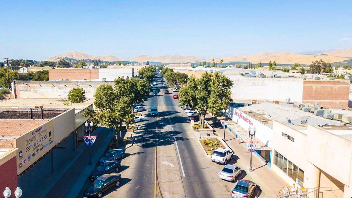 High Exposure Retail Space in Downtown Porterville, CA