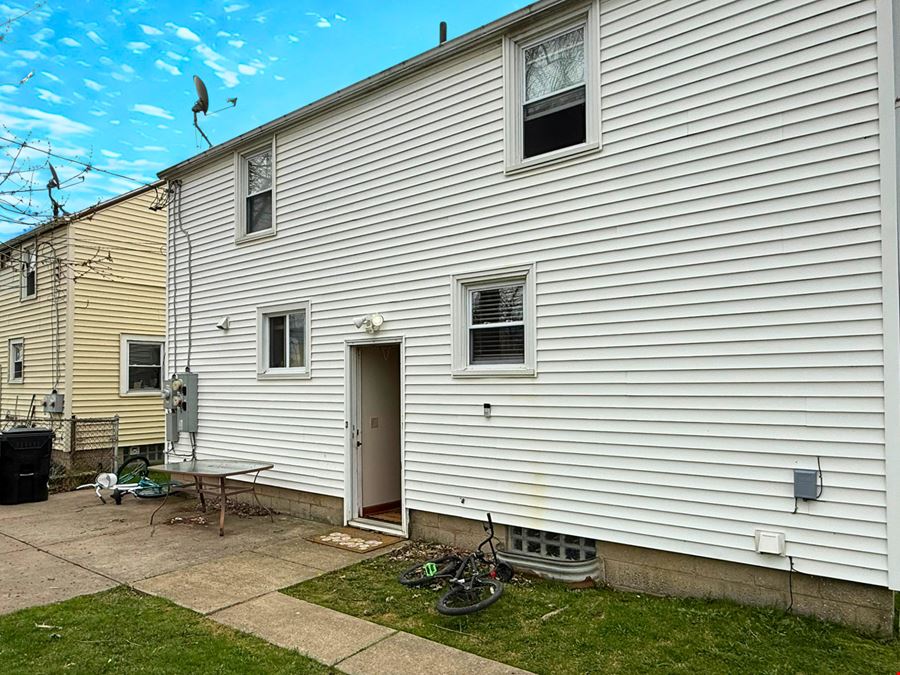 177 Henderson Avenue