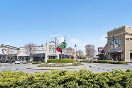 Preview of Retail space for Sale at 840 Northwest Blue Parkway