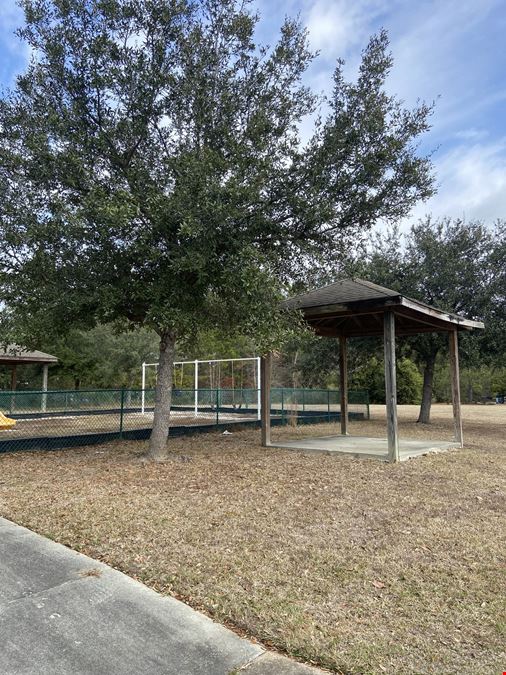 Incredible Value-Add Opportunity! Deerfield Village | 26-Unit HUD / LIHTC Housing Community Only 2 years remaining on LIHTC Agreement