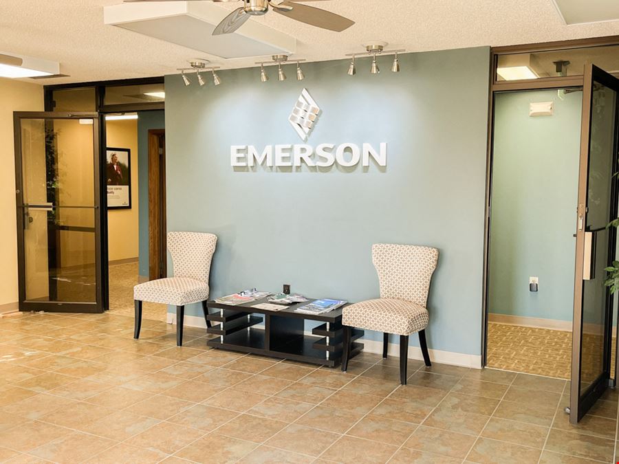 Freestanding ±10,000 SF Office on O’Neal for Sale and Lease