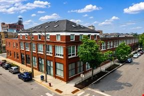 Loft Space Available with On-Site Parking in Fulton Market