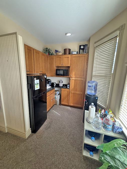 218 S Main St