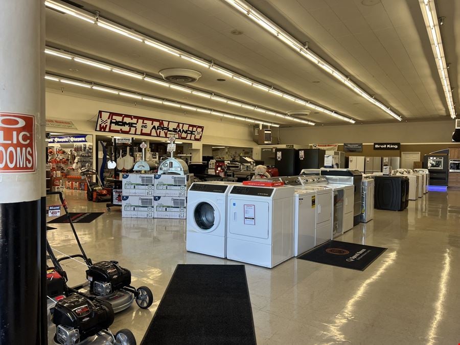Pendleton Retail | For Lease