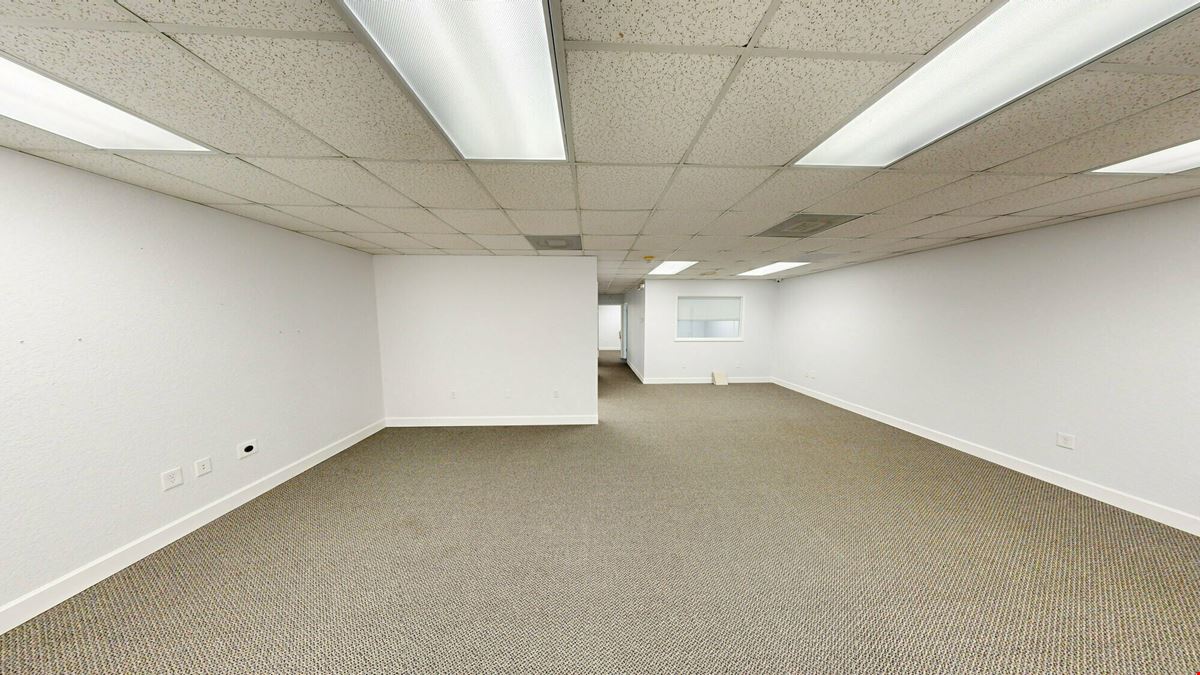 Professional Office for Lease Near Florida Ave S.