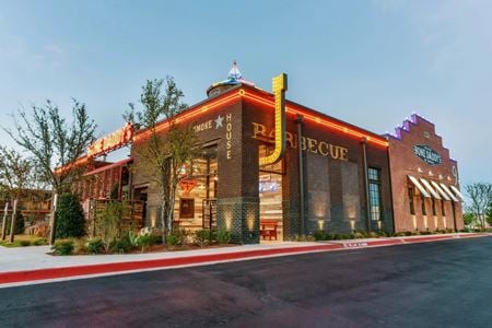 Preview of Retail space for Rent at 3008 West Loop 289 Access Road
