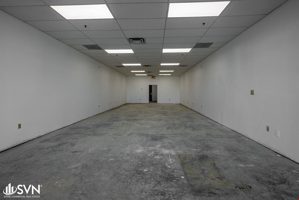 Lexington High Traffic Retail Suite