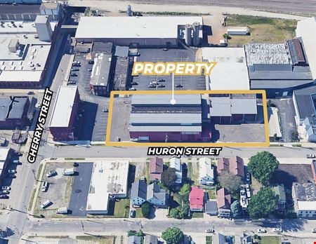 Preview of Industrial space for Rent at 548-550 Huron Street
