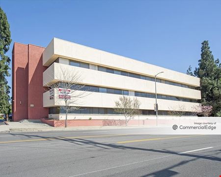 Preview of Office space for Rent at 7136 Haskell Avenue