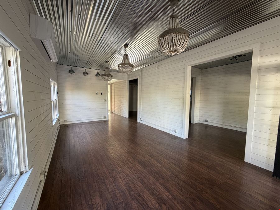 Office w/ Downtown Parking