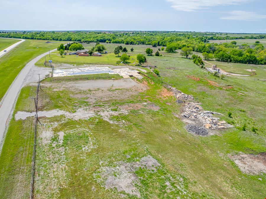 7.84 Acres - Highway 81 Frontage
