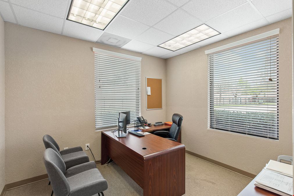 1125 Cypress Station