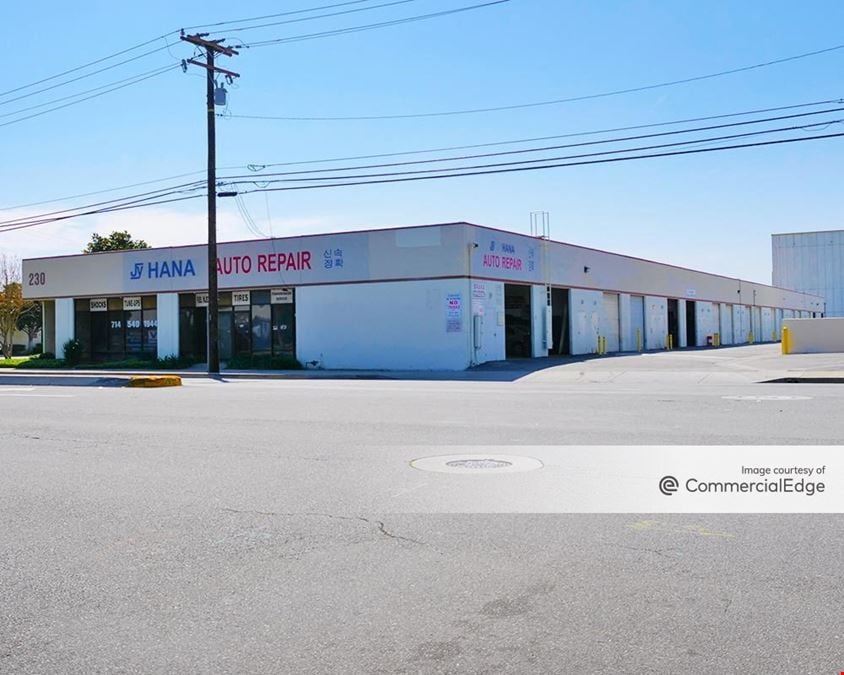 260 E Dyer
