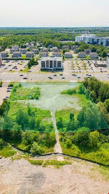 1355 boulevard Guillaume-Couture G6W0S3 — Lévis