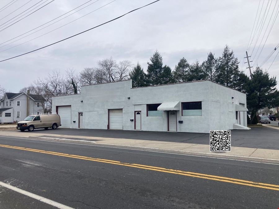 Contractor's Building For Sale