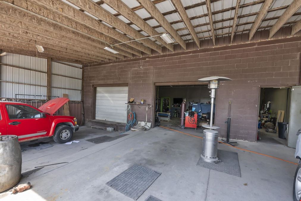 1004 N Main St