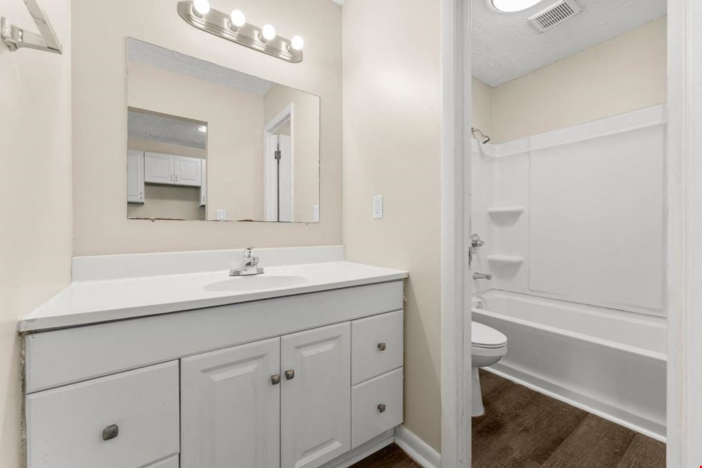 644 Caladium Cir