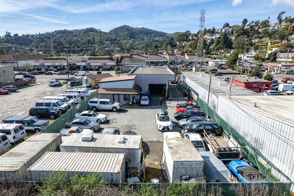 242 Shoreline Hwy