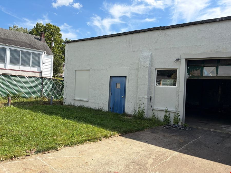 109 W Shore Ave